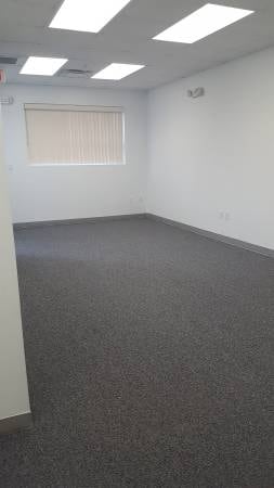 More Photos Of 5701 Country Lakes Dr, Fort Myers Service For Lease