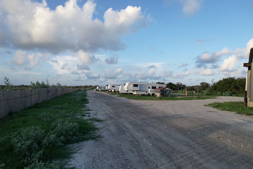 More Photos Of 2156 Johnson Rd, Aransas Pass Trailer Camper Park For Sale