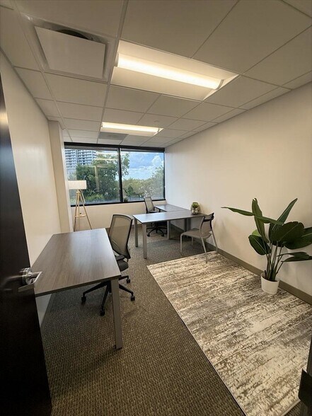 More Photos Of 515 N Flagler Dr, West Palm Beach Coworking Space