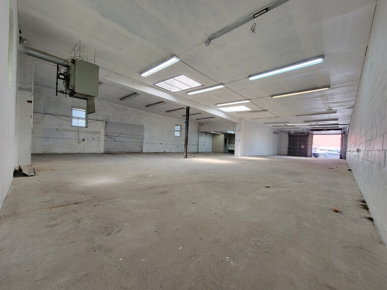 More Photos Of 199-201 N 12th St, Newark Warehouse For Sale