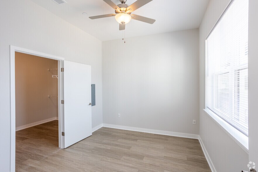 More Photos Of 501 4th Ave SE, Cedar Rapids Apartments For Lease