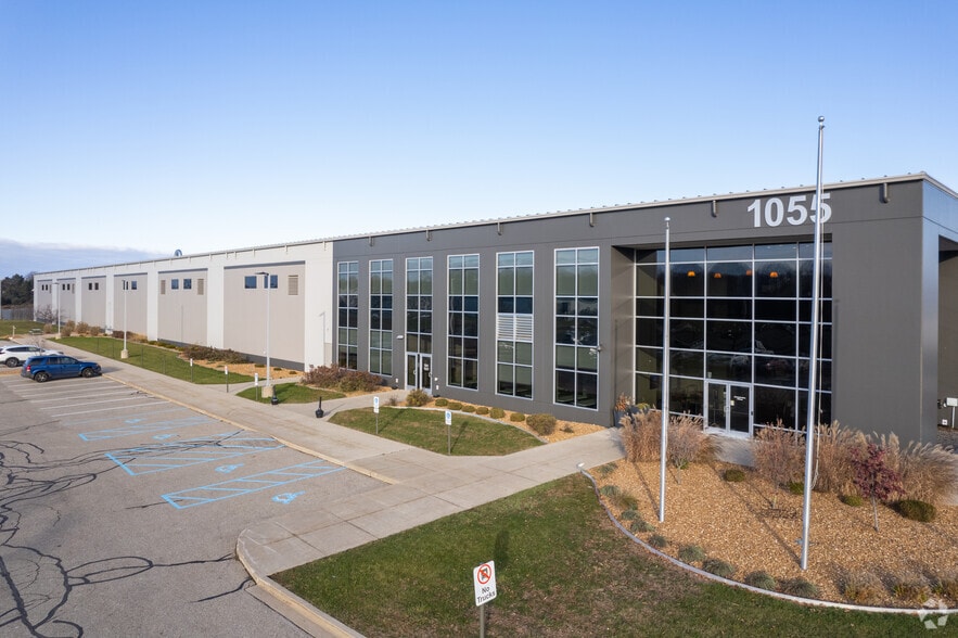Primary Photo Of 1055 7 Mile Rd NW, Comstock Park Manufacturing For Lease