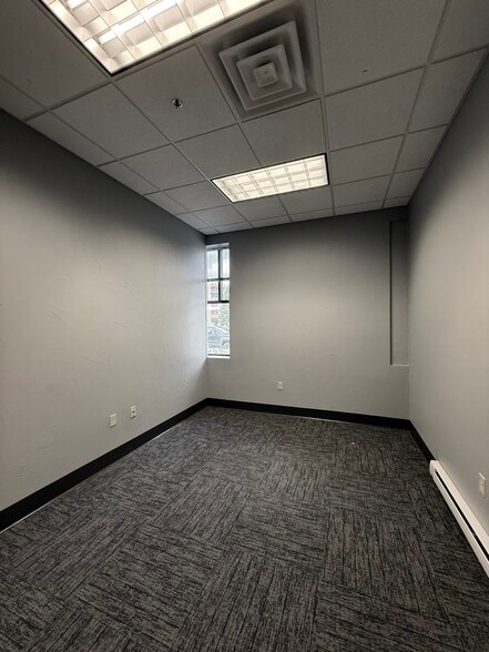 More Photos Of 110-301 N Adams St, Green Bay Office Residential For Sale