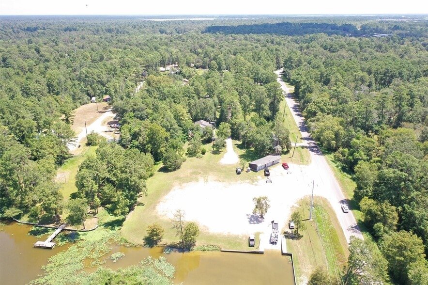 More Photos Of 27400 Pleasure Ln, Huffman Marina For Sale