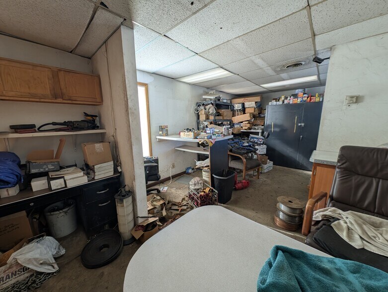 More Photos Of 1100 Weise St, Green Bay Auto Dealership For Sale