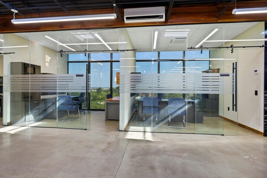 More Photos Of 85 Orient Way, Rutherford Loft Creative Space For Lease