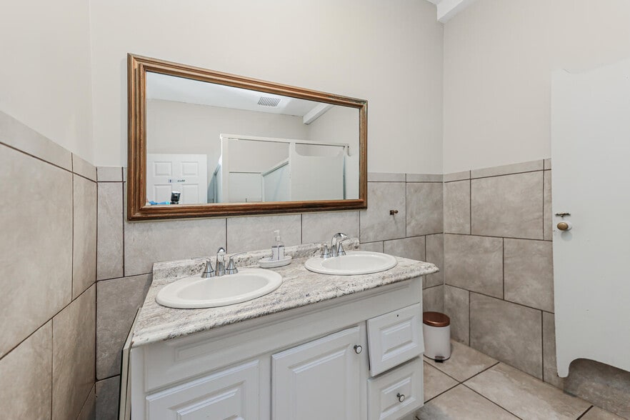 More Photos Of 2466 Webster Ave, Bronx Religious Facility For Sale