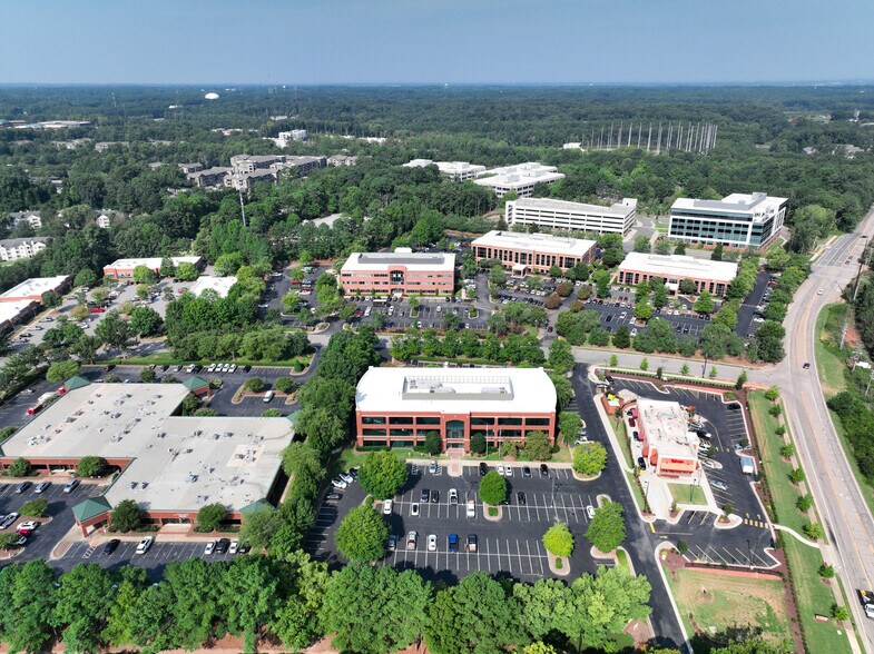 More Photos Of 1511 Sunday Dr, Raleigh Office For Lease