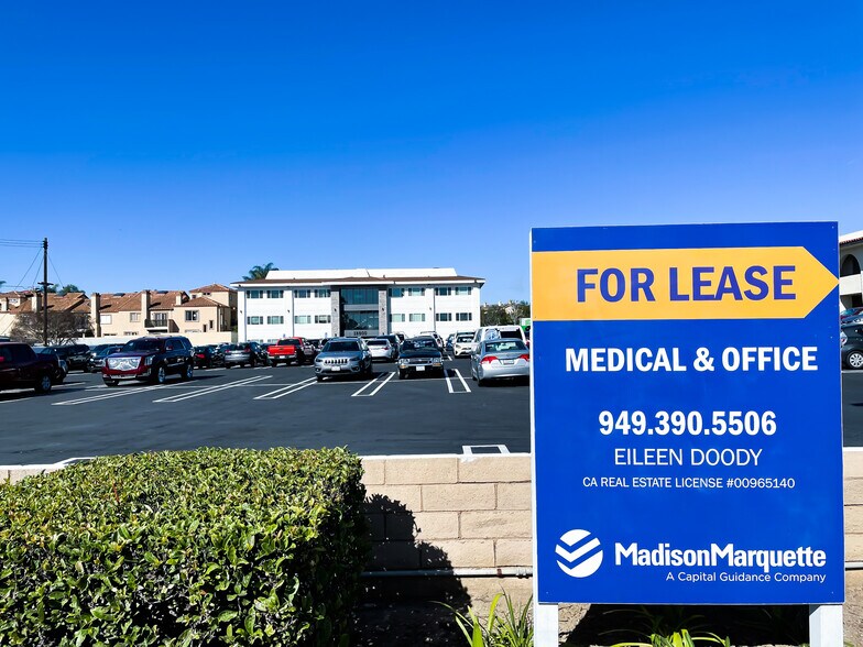 More Photos Of 18800 Main St, Huntington Beach Medical For Lease