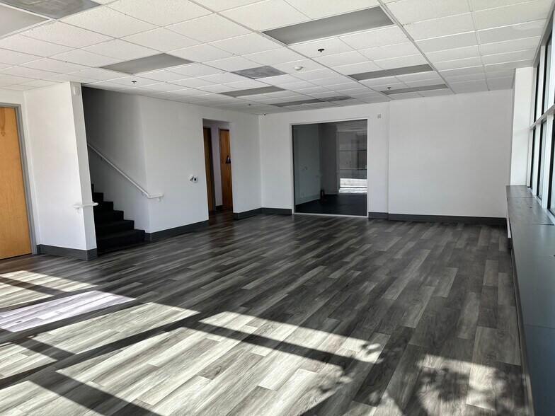 More Photos Of 26475 Summit Cir, Santa Clarita Warehouse For Lease