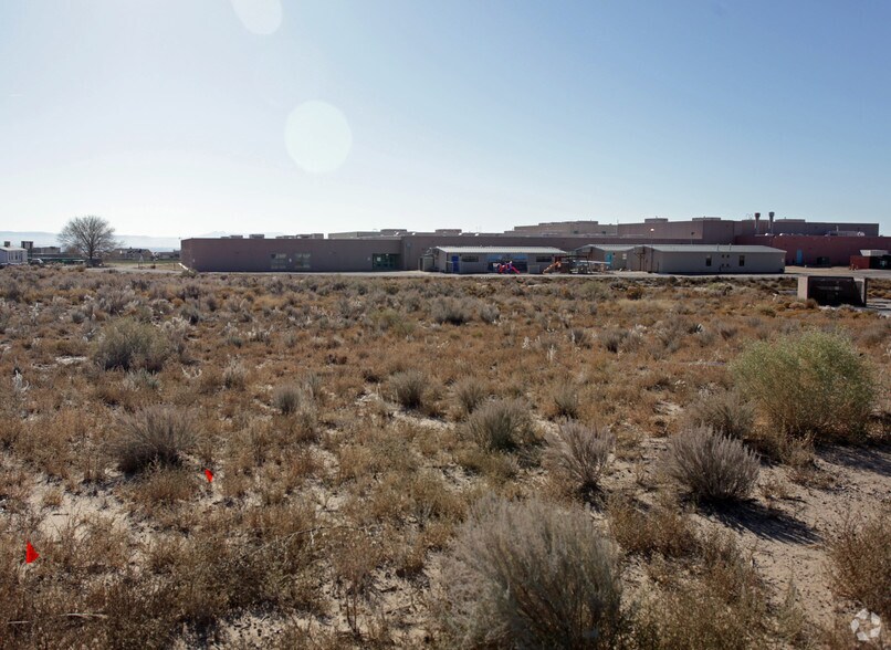 More Photos Of 2748-2804 Northern Blvd NE, Rio Rancho Land For Lease