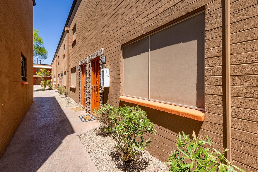 More Photos Of 1503 W Missouri Ave, Phoenix Apartments For Sale