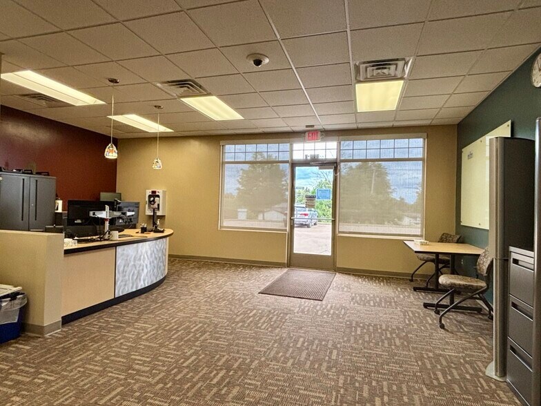 More Photos Of 402 N Genesee St, Wittenberg Fast Food For Sale