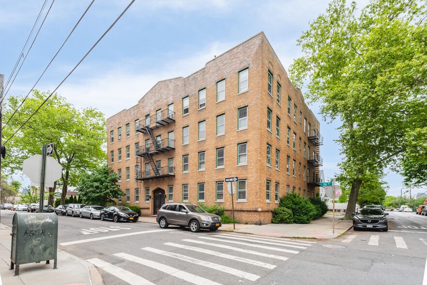 Primary Photo Of 87-87 116th St, Richmond Hill Multifamily For Sale