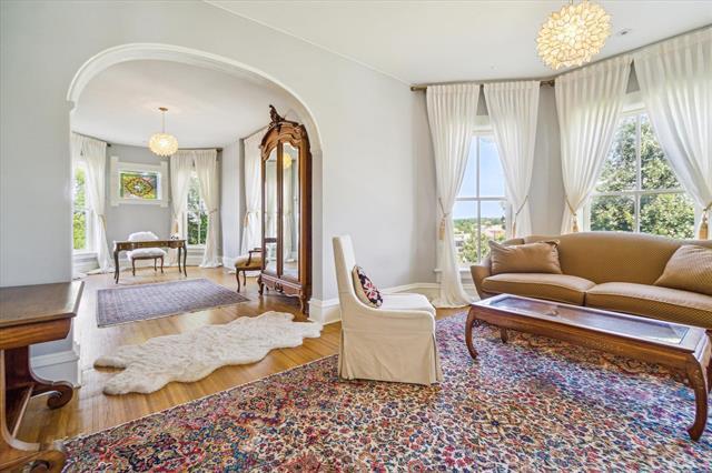 More Photos Of 220 Saint Lawrence Ave, Janesville Storefront Retail Residential For Sale