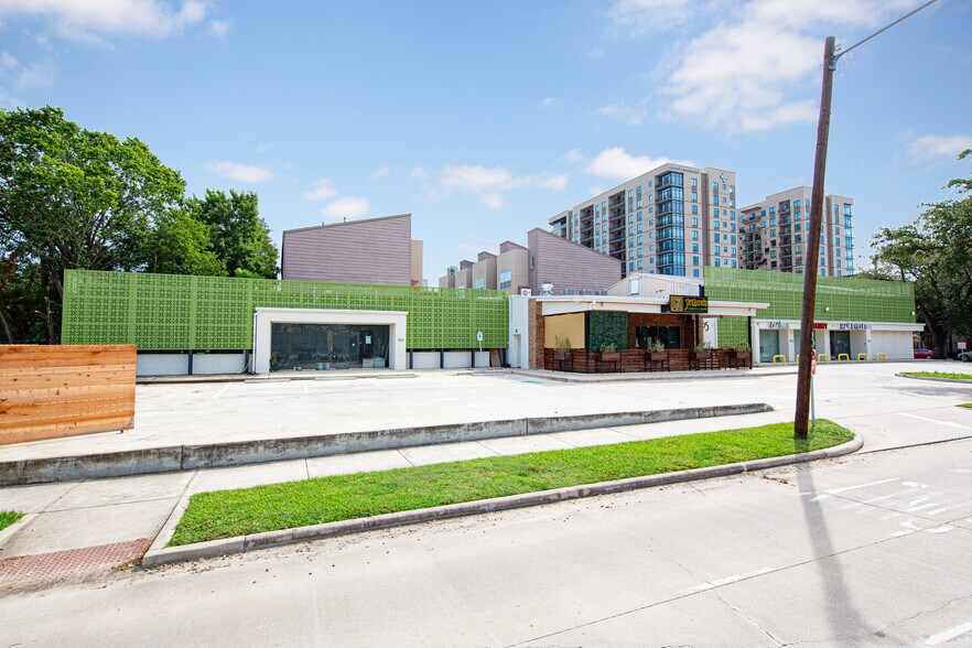 More Photos Of 302 Fairview St, Houston Unknown For Lease