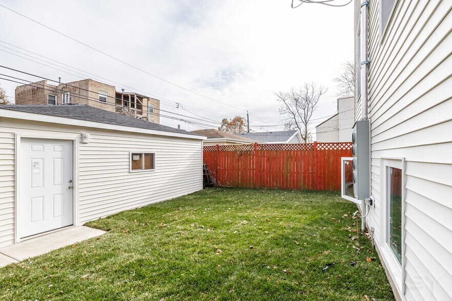 More Photos Of 3401 W Monroe St, Chicago Apartments For Sale