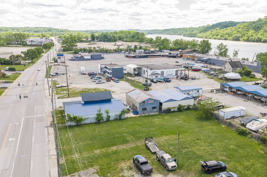 More Photos Of 4255 Kellogg Ave, Cincinnati Self Storage For Sale
