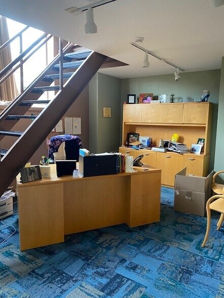 More Photos Of 1 W Market St, Corning Office Residential For Lease