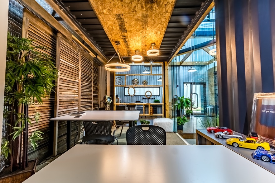 More Photos Of 1310 Rayford Park Rd, Spring Coworking Space