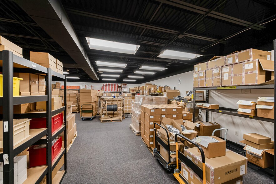 More Photos Of 605 Eastowne Dr, Chapel Hill Office For Lease