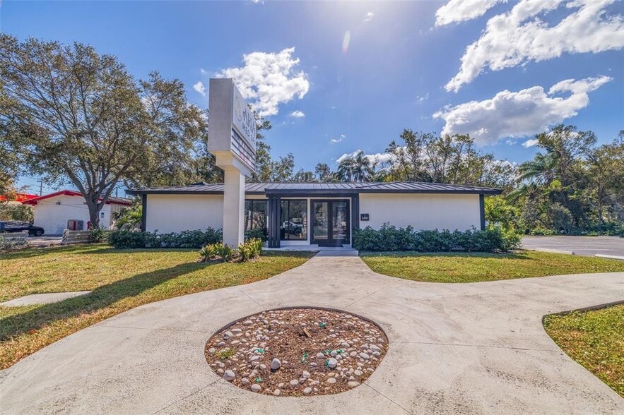 More Photos Of 1481 Belleair Rd, Clearwater Medical For Sale