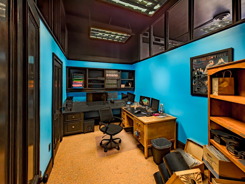 More Photos Of 105-111 W Central, Valdosta Storefront Retail Office For Sale