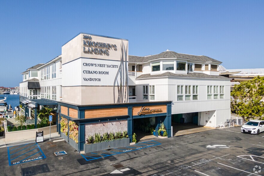 More Photos Of 2801 W Coast Hwy, Newport Beach Loft Creative Space For Lease