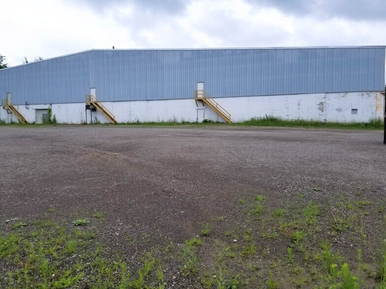 More Photos Of 10921 Murray Rd, Meadville Warehouse For Sale