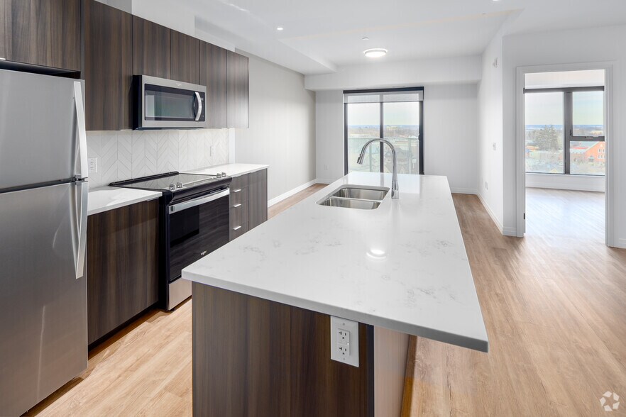 More Photos Of 66 Weber St E, Kitchener Apartments For Lease