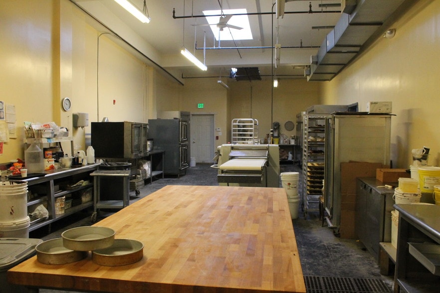 More Photos Of 803-807 Washington Blvd, Baltimore Storefront Retail Residential For Lease
