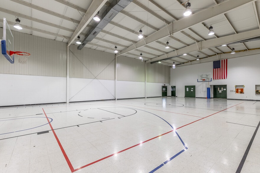 More Photos Of 4062 S Access Rd, Chattanooga Religious Facility For Sale