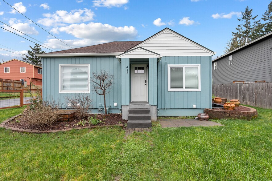 Primary Photo Of 418 Dewey St, Oregon City Multifamily For Sale