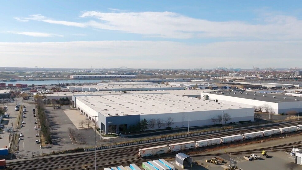 Primary Photo Of 25 Colony Rd, Jersey City Warehouse For Lease