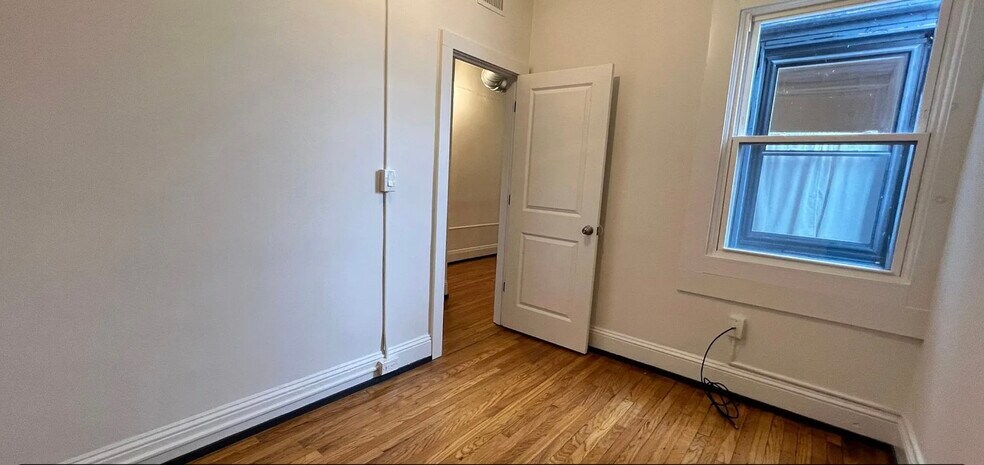 More Photos Of 514 State St, Hudson Apartments For Sale