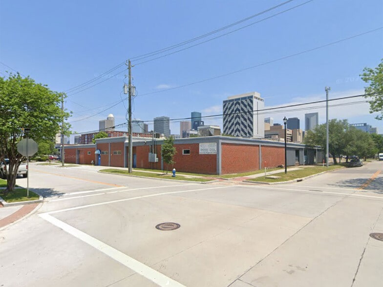 Primary Photo Of 1618 Webster St, Houston General Retail For Lease