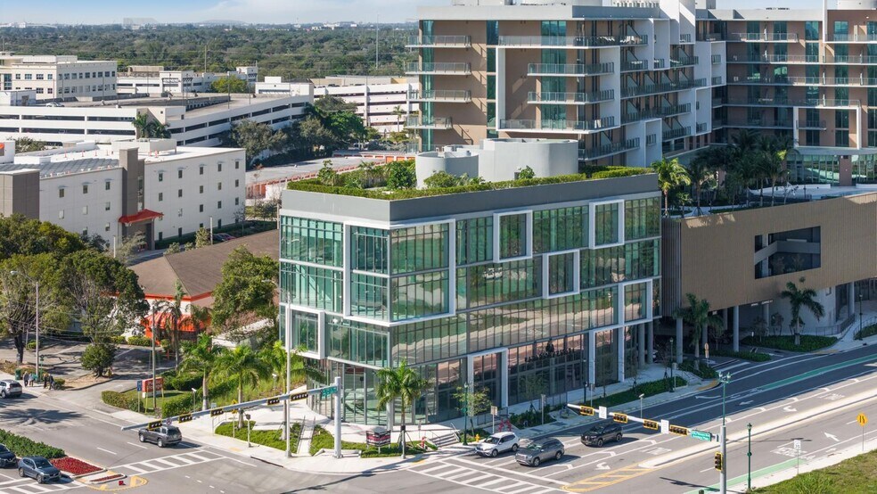 Primary Photo Of 21290 Biscayne Blvd, Aventura Office Residential For Lease