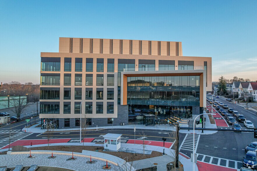 More Photos Of 66 Galen St, Watertown Office For Lease