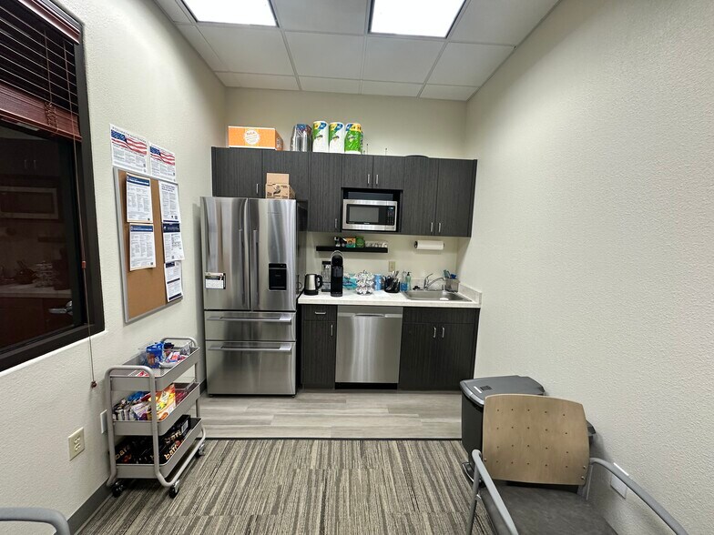 More Photos Of 5470 Kietzke Ln, Reno Office For Lease