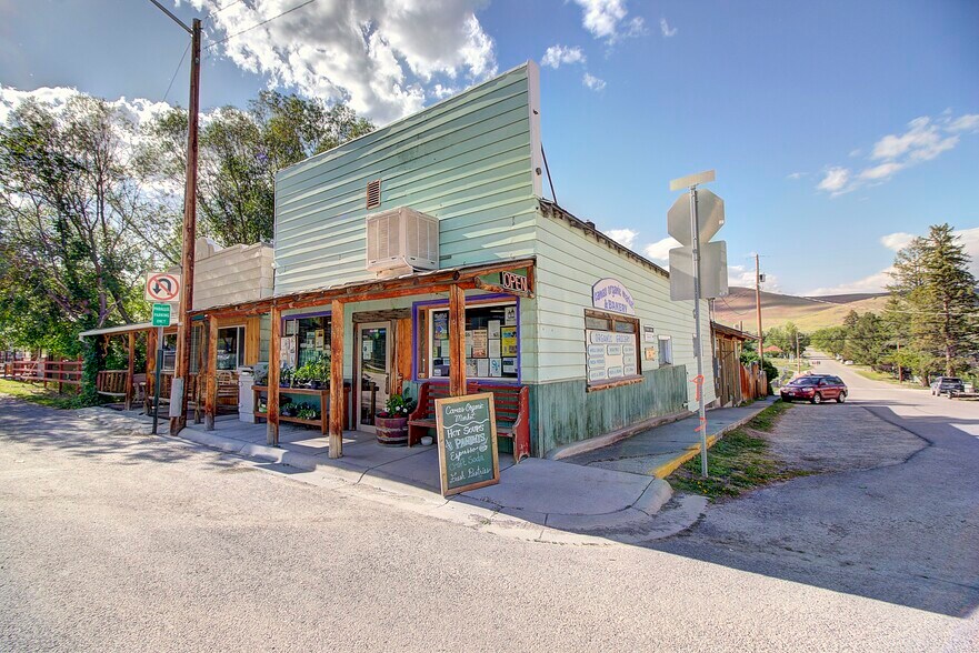 More Photos Of 300 Main St, Hot Springs Freestanding For Sale