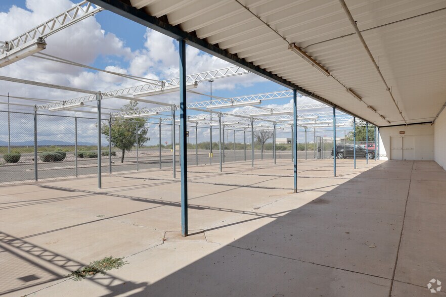 More Photos Of 204 W 5th St, Douglas Unknown For Lease