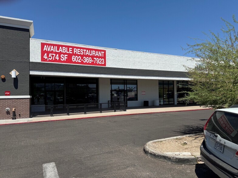 More Photos Of 7802-7830 N 12th St, Phoenix Unknown For Lease