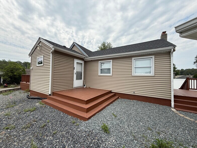 More Photos Of 23 Nickerson Rd, Ashland Service For Sale