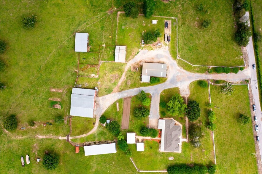 More Photos Of 128 Duke Rd, Bedias Land For Sale