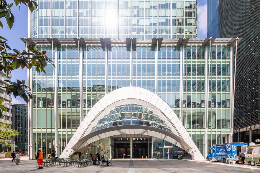 More Photos Of 1 Ropemaker St, London Office For Lease