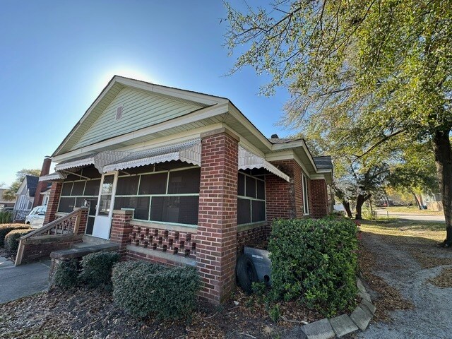 More Photos Of 1321 Augusta Rd, West Columbia Office For Sale