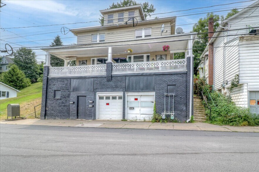 Primary Photo Of 277 E Spring St, Nanticoke Multifamily For Sale