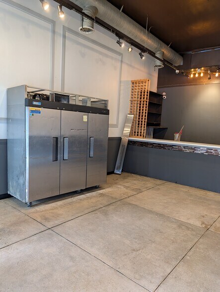 More Photos Of 7667-7675 Beverly Blvd, Los Angeles Storefront For Lease