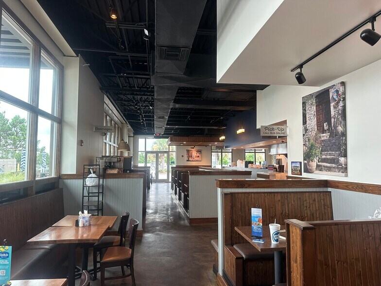 More Photos Of 15463 Panama City Beach Pky, Panama City Beach Restaurant For Lease