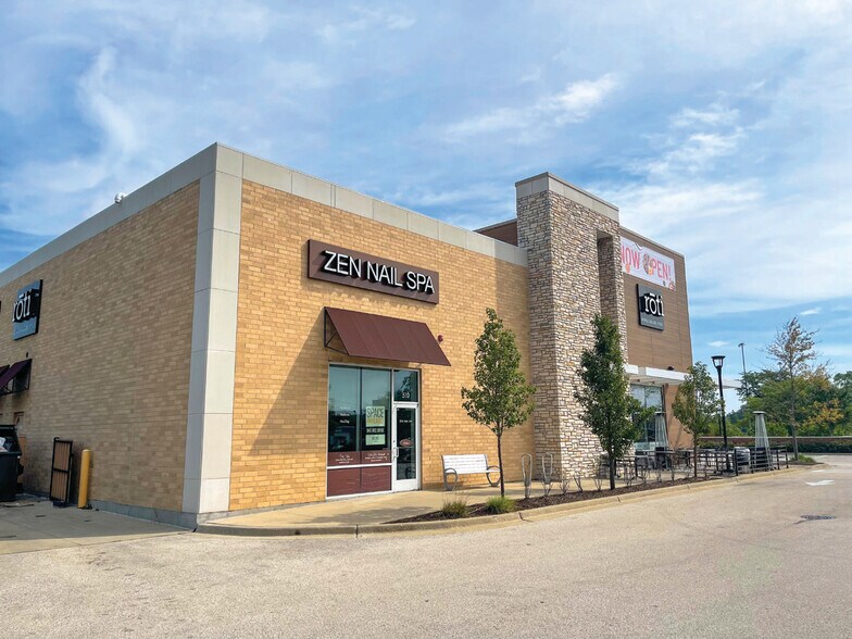 More Photos Of Skokie Blvd @ Dundee Roads, Northbrook Unknown For Lease